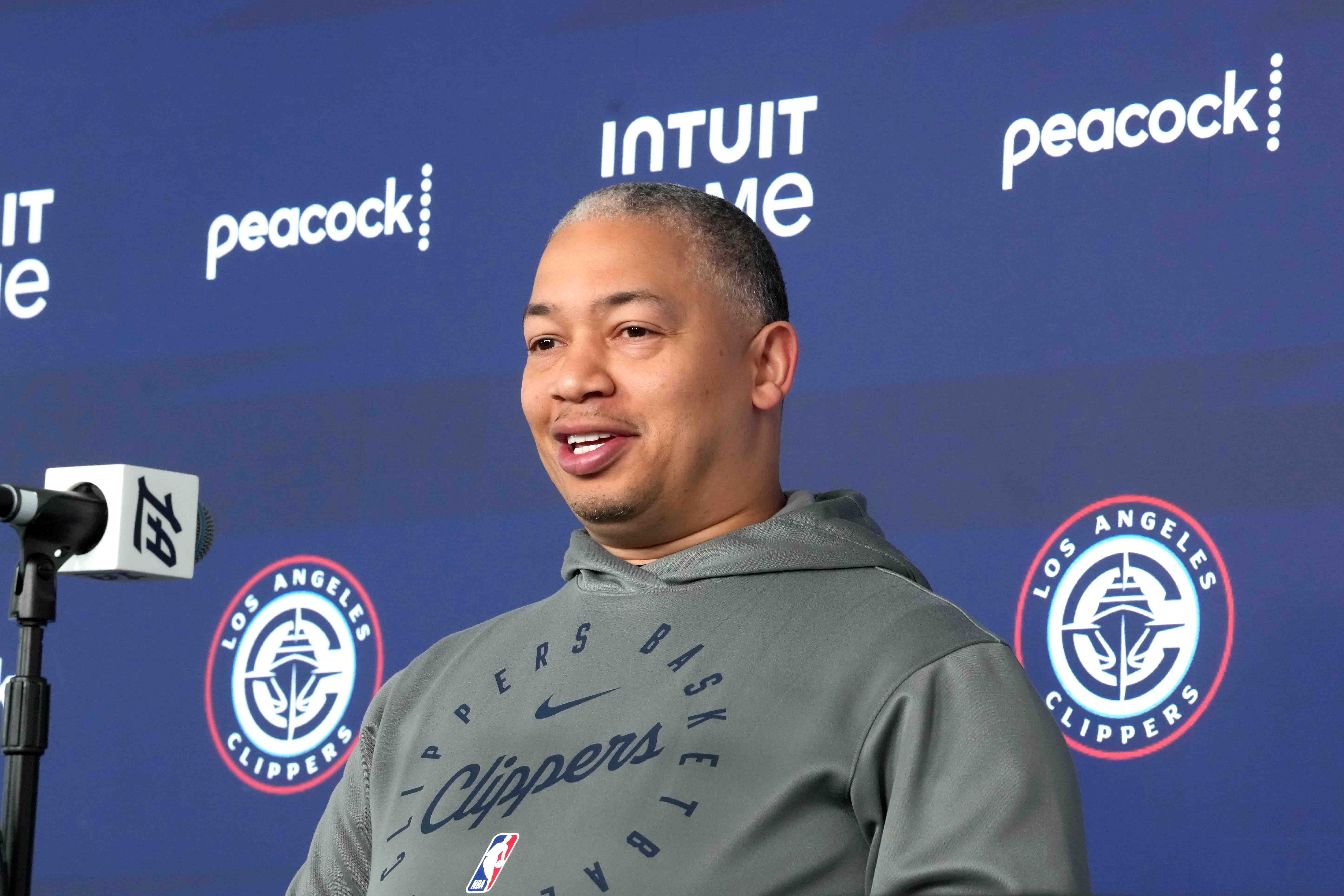 爱奇艺体育直播-卢指导神了！快船一度比五成胜率少15个胜场 最终42-40历史首次！